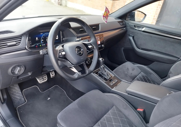 Skoda Superb cena 135000 przebieg: 147000, rok produkcji 2022 z Orneta małe 704
